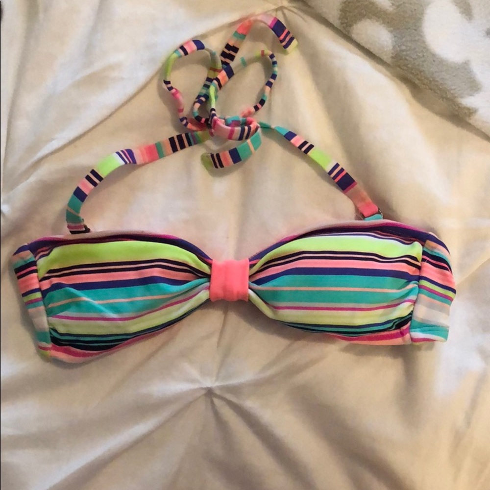 Strapless swimsuit top